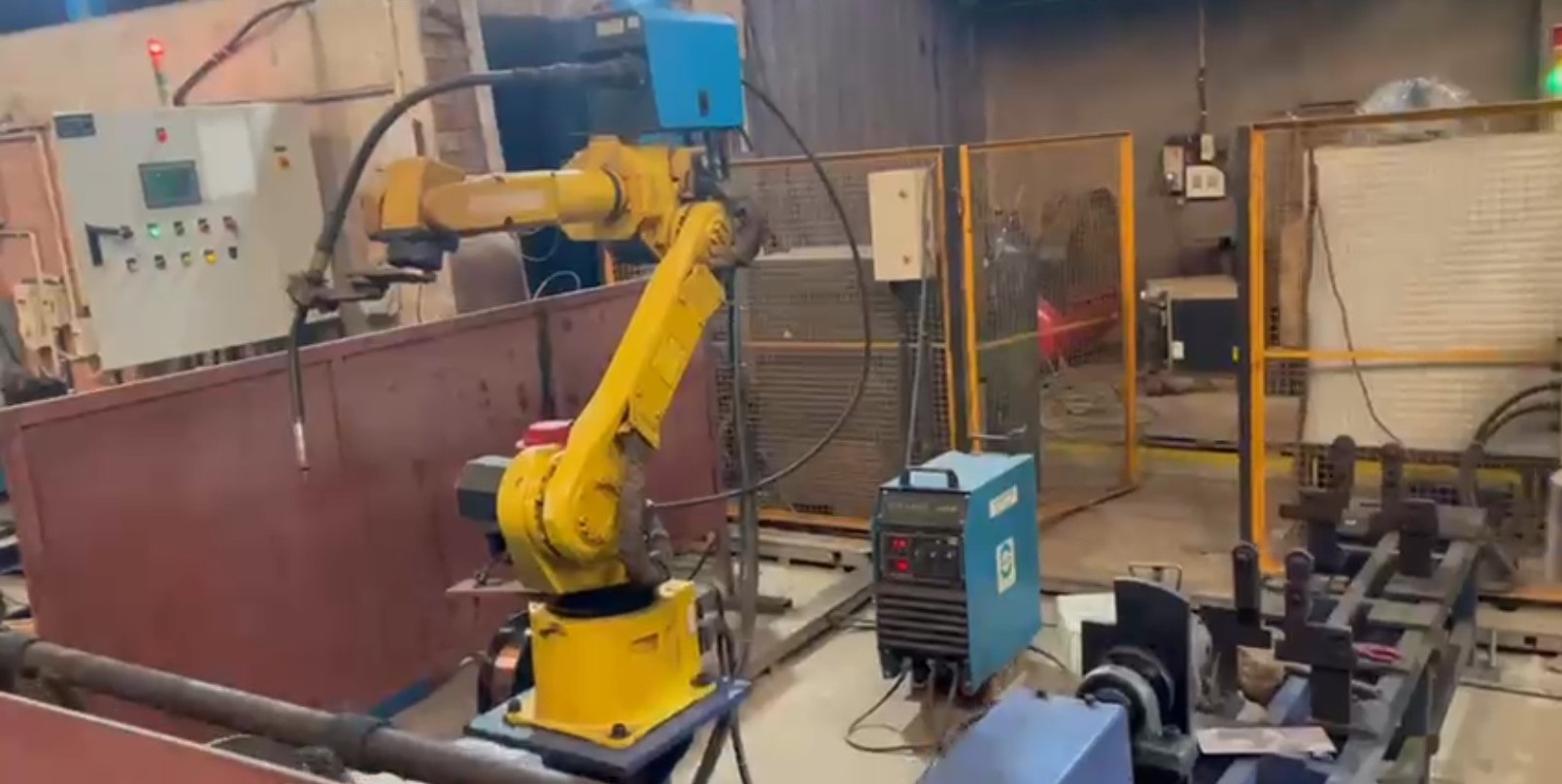 Welding Robot Cell